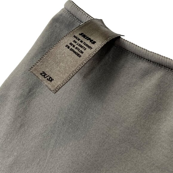 NWT SKIMS Essential Crew Neck Sleeveless Bodysuit Smoke 2X/3X - Picture 7 of 12